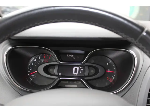 Renault Captur 1.3 TCe Intens 150 pk EDC 2019 Benzine 33