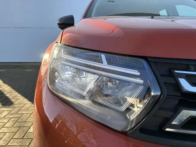 Dacia Duster 1.0 TCe Bi-Fuel Comfort 2022 Benzine 23