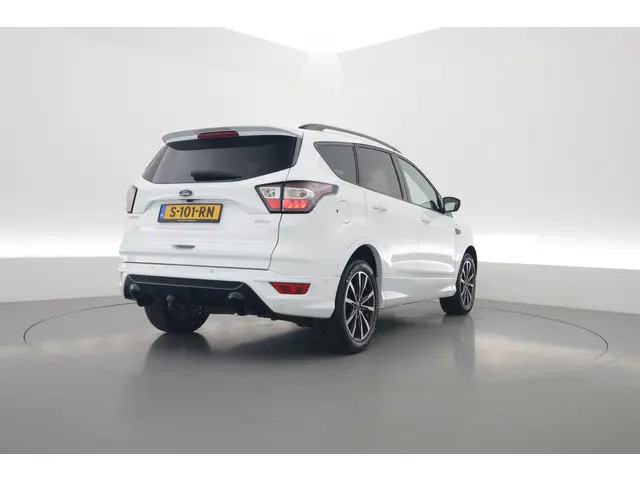 Ford Kuga 1.5 ST-Line 4WD Aut. 2017 Benzine 2