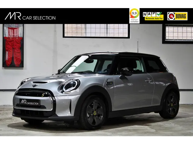 MINI Electric Mini Essential 33 kWh 2023 Elektrisch