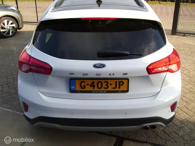 Ford Focus 1.0 EcoBoost Active Business 2019 Benzine 8