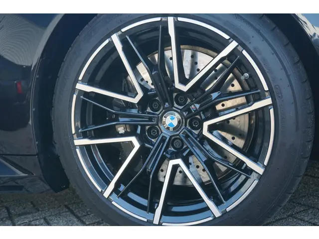 BMW M5 Touring 2025 Hybride Benzine 30