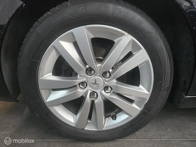 Peugeot 308 1.2 VTi Active / Cruise Control 2013 Benzine 11