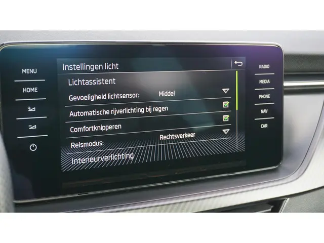 Škoda Kamiq 1.0 TSI 116pk DSG Monte Carlo 2021 Benzine 31