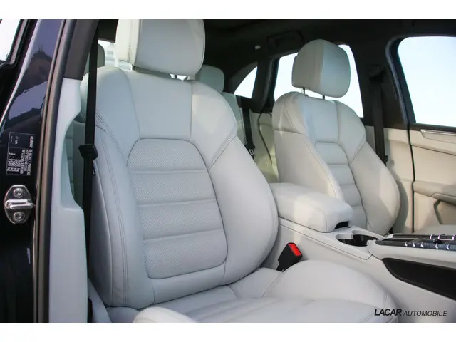 Porsche Macan 3.0 S I 360° I Bose I Pano 2018 Benzine 23