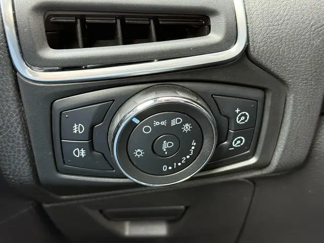 Ford Focus Wagon 1.6 EcoBoost Titanium 2012 Benzine 23