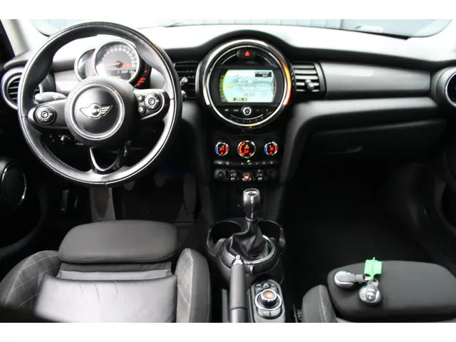 MINI One Mini 1.2 Chili Business 2015 Benzine 3