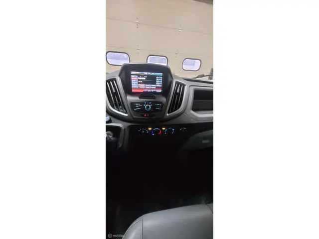 Ford Transit 350 2.0 TDCI L3H2 Ambiente 2017 Diesel 13