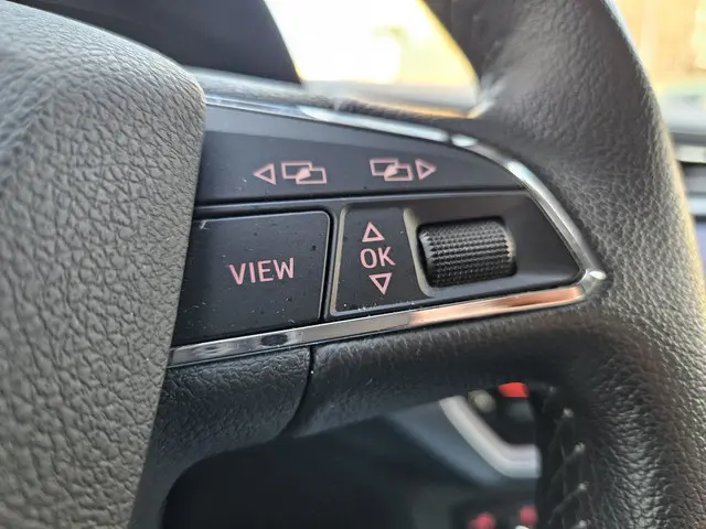 SEAT Arona 1.0 TSI Style Business Intense 2018 Benzine 21