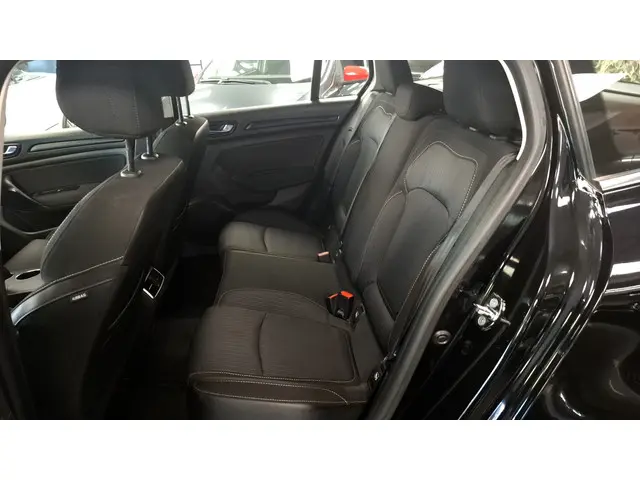 Renault Mégane Estate 1.2 TCe Limited 2017 Benzine 16