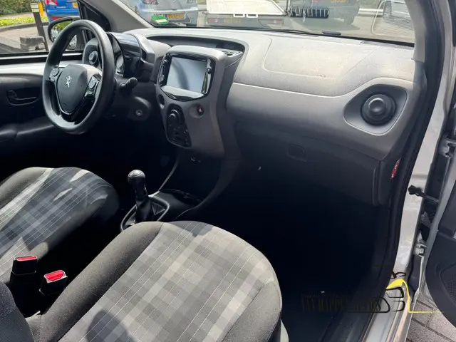 Peugeot 108 1.0 e-VTi Active / apk 12-2026 2018 Benzine 8
