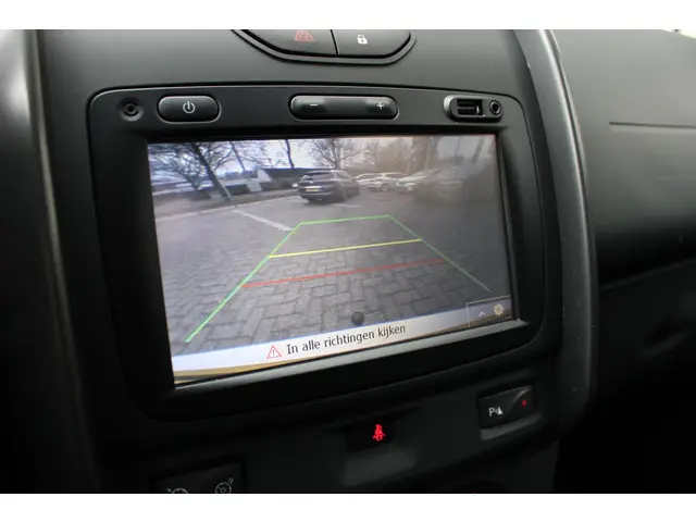 Dacia Duster 1.2 TCe 4x2 Blackshadow 2017 Benzine 13