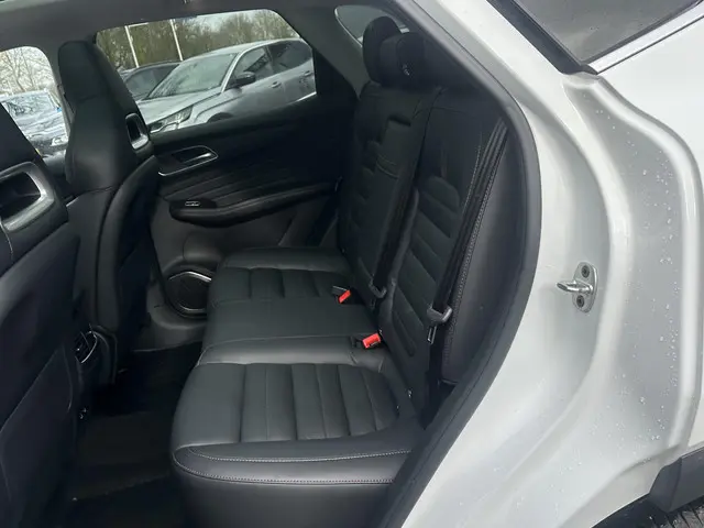 MG EHS 1.5 TGDI Luxury 2022 Hybride Benzine 8