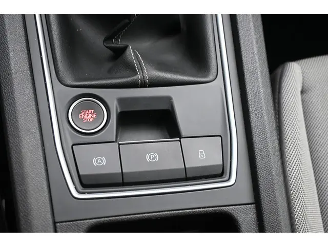 SEAT Leon 1.0 TSI Style Business Intense 2021 Benzine 33
