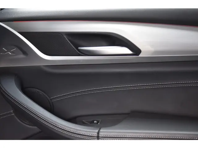 BMW X3 xDrive20i High Executive 2018 Benzine 39