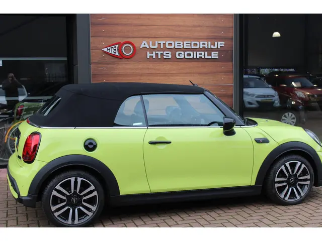 MINI Cooper S Cabrio Mini 2.0 Essential 2022 Benzine 27