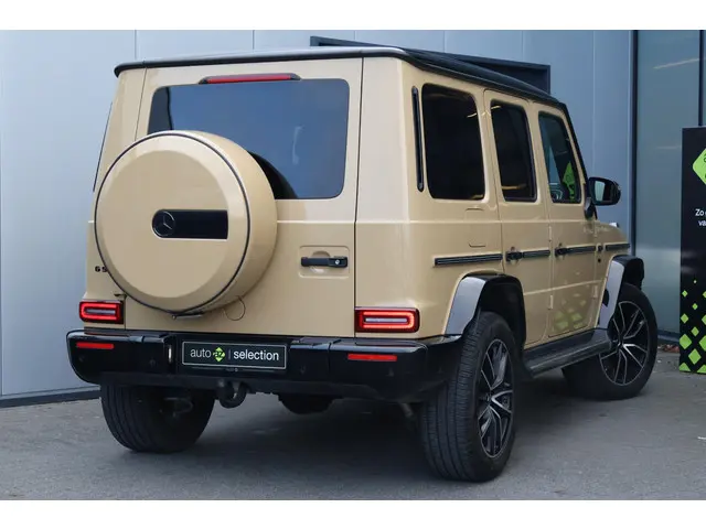 Mercedes-Benz G-Klasse 500 2023 Benzine 2