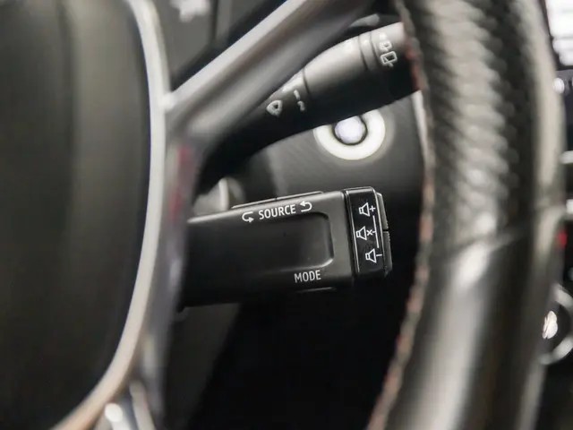 Renault Clio 1.0 TCe R.S. Line 2021 Benzine 24