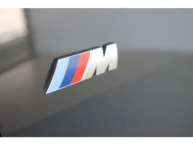 BMW i4 eDrive40 2025 Elektrisch 31