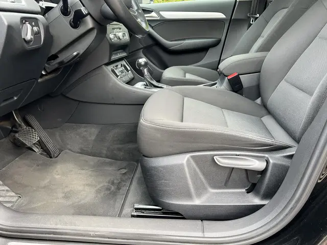 Audi Q3 1.4 TFSI CoD Adrenalin Automaat 2016 Benzine 10