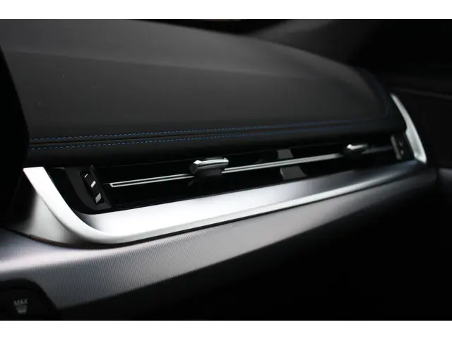 BMW X1 xDrive25e M-Sport 2023 Hybride Benzine 70