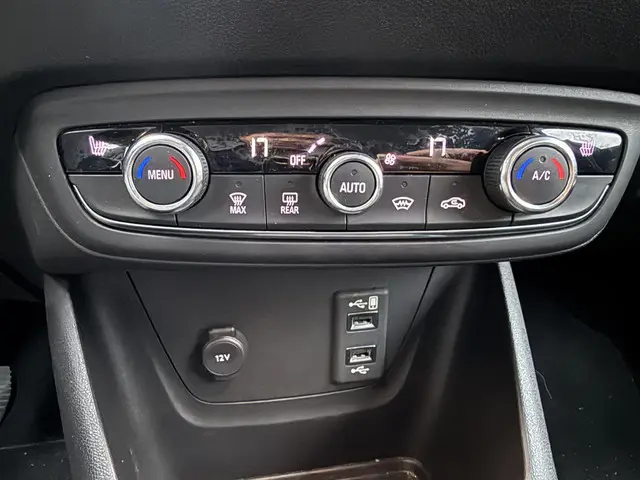 Opel Crossland X 1.2 Turbo Innovation 2017 Benzine 10