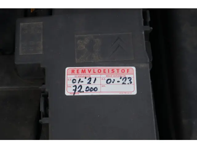 Peugeot 308 1.6 THP Sportium 2013 Benzine 32