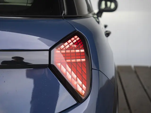 MINI 5-Deurs C 2025 Benzine 55
