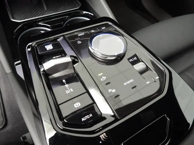BMW 5 Serie Touring 520d 2024 Diesel 16