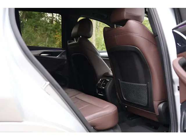 BMW X3 M40i xDrive High Executive 2018 Benzine 38