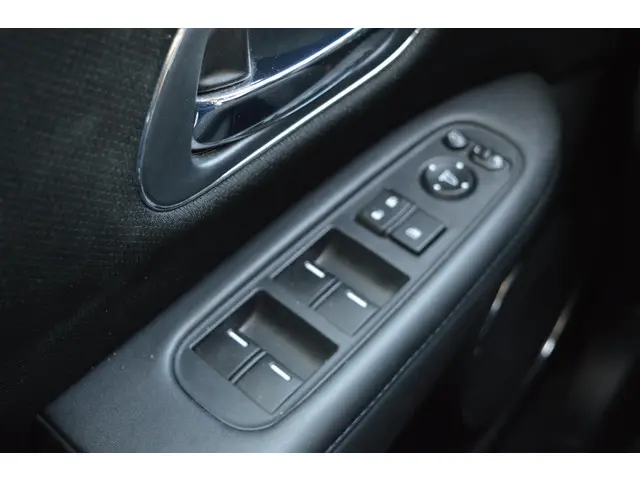 Honda HR-V 1.5 i-VTEC Executive automaat 2017 Benzine 23