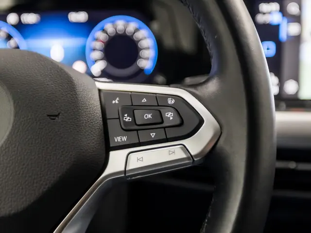 Volkswagen Golf 1.0 TSI Sport 2021 Benzine 21