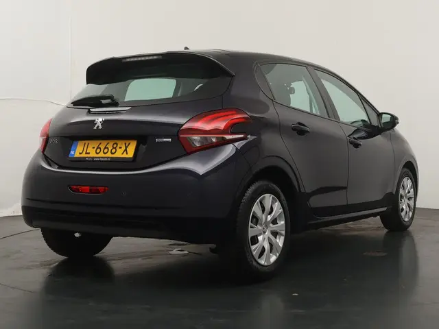 Peugeot 208 1.2 PureTech Blue Lion 2016 Benzine 5