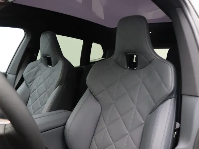 BMW iX xDrive60 2025 Elektrisch 10