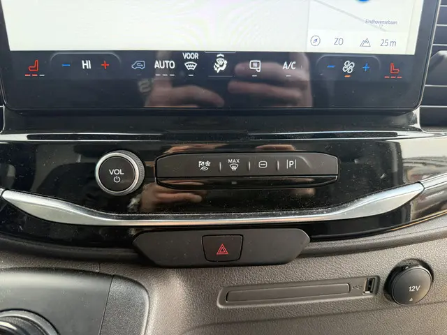 Ford E-Transit 390 68kWh 184PK 2023 Elektrisch 22