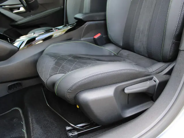 Peugeot e-208 EV GT Pack 50 kWh 2022 Elektrisch 14