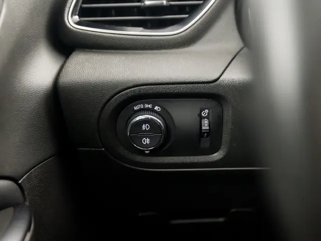 Opel Grandland X 1.2 Turbo Executive Sport 2018 Benzine 20