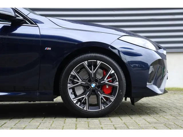 BMW 2 Serie Gran Coupé 220 2025 Benzine 6