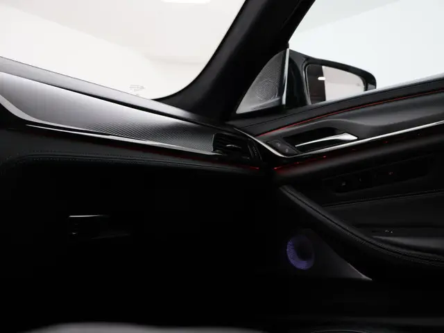 BMW M5 COMPETITION 740 PK FACELIFT MODEL 2020 Benzine 121