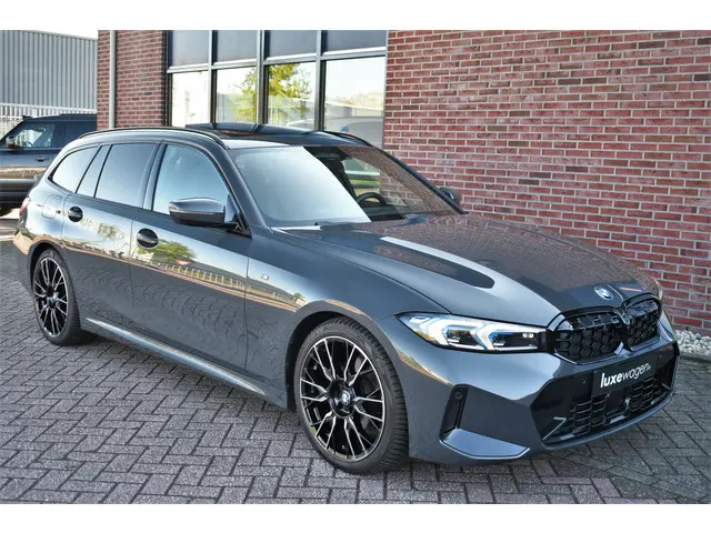 BMW 3 Serie Touring 320d M-Sport 2024 Diesel 61