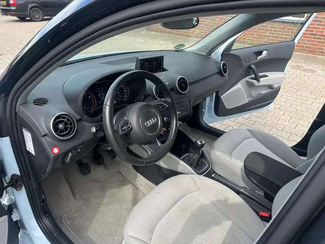 Audi A1 Sportback 1.2 TFSI Ambition Pro Line 2013 Benzine 7