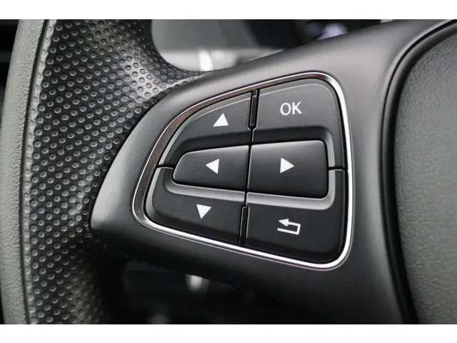 Mercedes-Benz Vito 114 CDI Lang DC Comfort 2018 Diesel 34