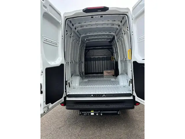 Iveco Daily 35S16V A8 L3 H2 2024 Diesel 5