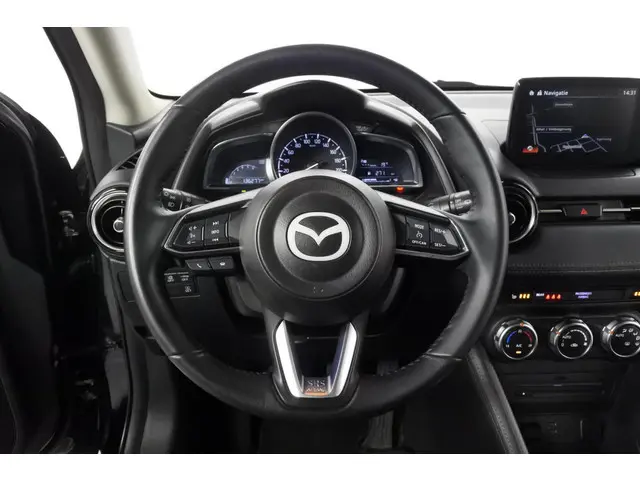 Mazda 2 1.5 90pk Sports-line 2017 Benzine 16