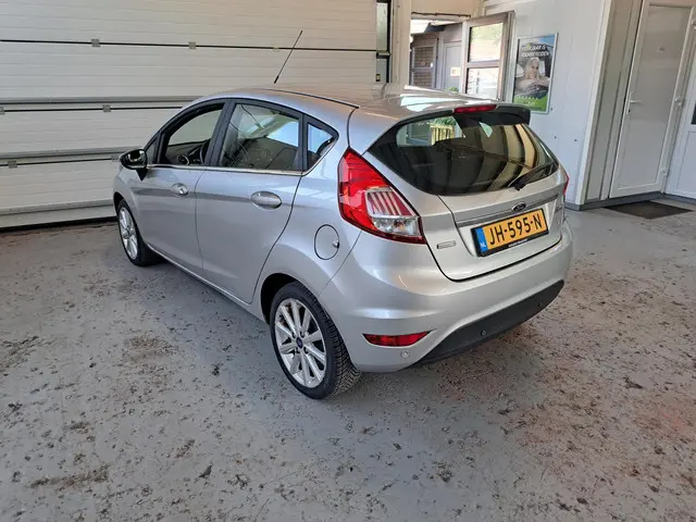 Ford Fiesta 1.0 EcoBoost Titanium 2016 Benzine 8