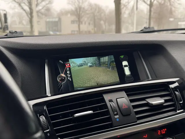 BMW X3 xDrive35i High Executive 2015 Benzine 17