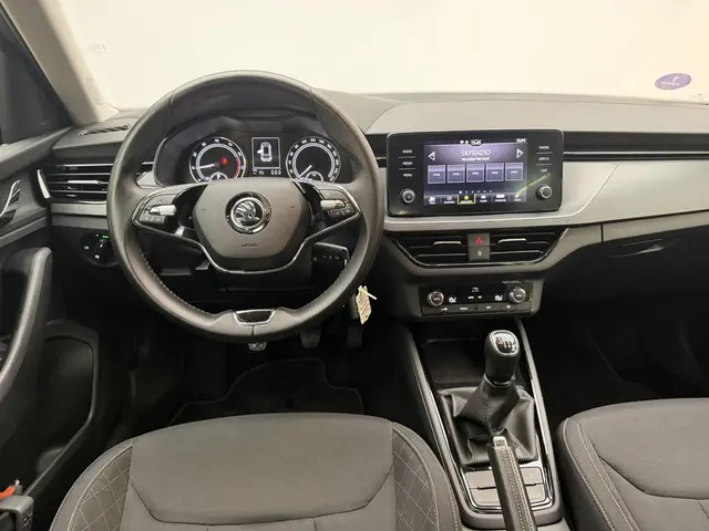 Škoda Kamiq 1.0 TSI Ambition 2023 Benzine 4