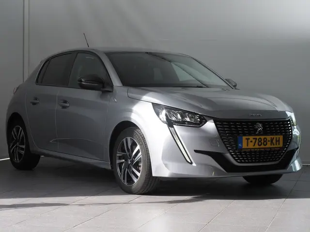 Peugeot 208 1.2 PureTech Allure Pack 2023 Benzine 13