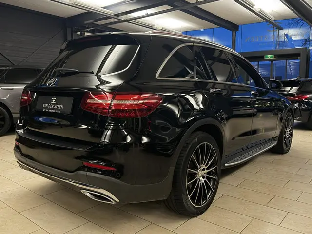 Mercedes-Benz GLC 2