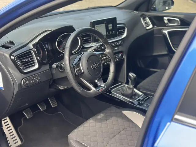 Kia Ceed 1.4 T-GDi GT-Line 2019 Benzine 16